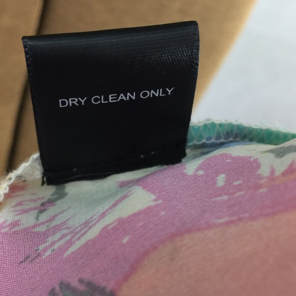 Line & Dot pastel feather print silk romper M - Picture 7 of 7